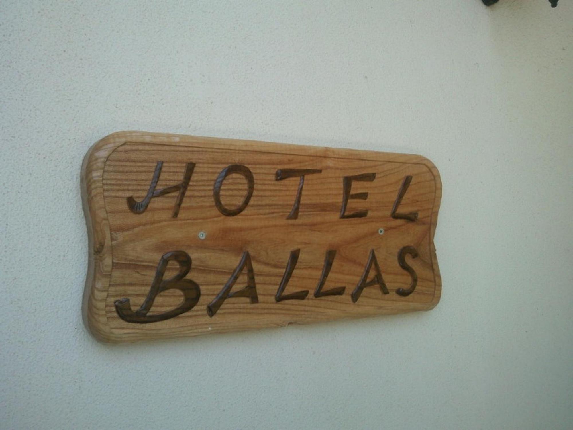 Hotel Ballas Agria Exteriér fotografie