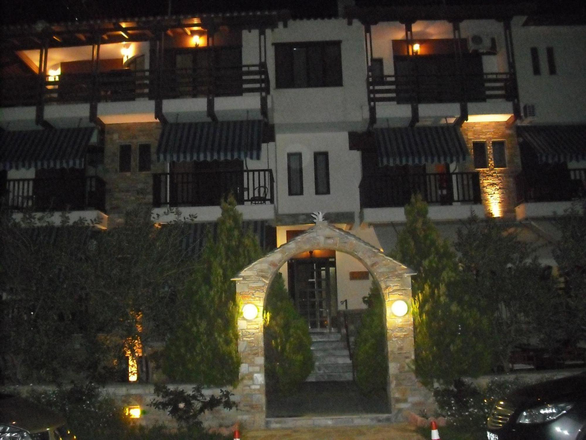 Hotel Ballas Agria Exteriér fotografie